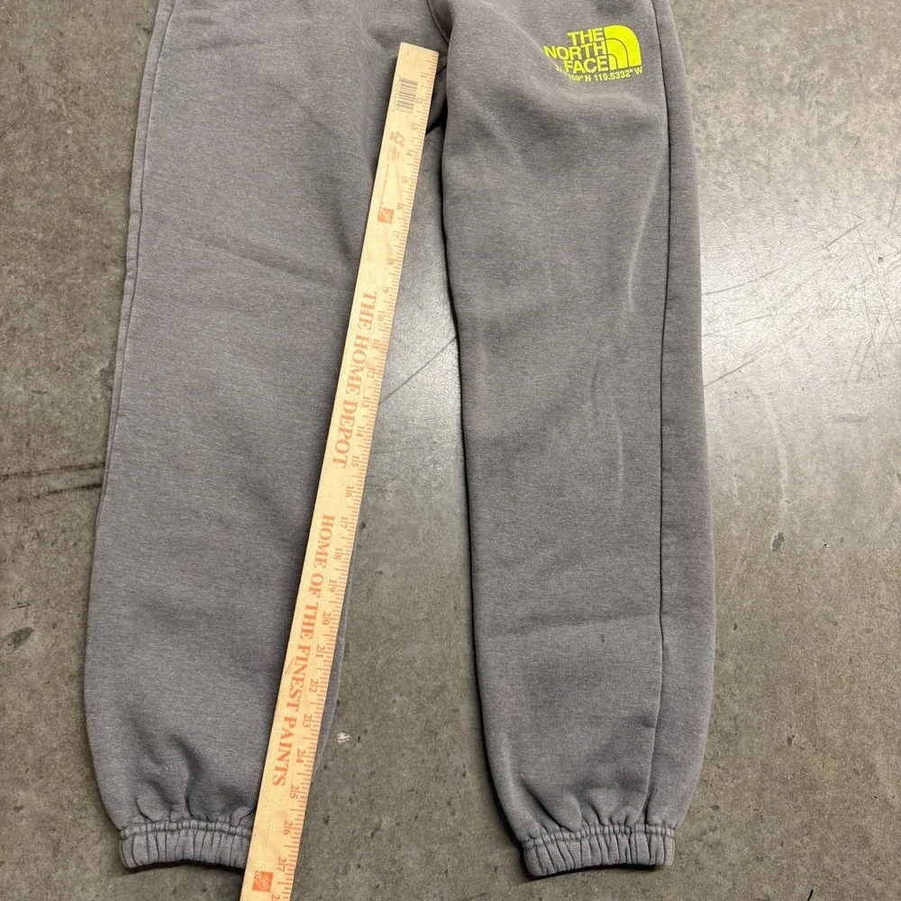 The North Face Mens Yosemite Coordinate Logo Sweatpants Grey Neon Yellow Small